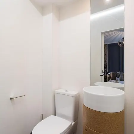Apartamento Airport Charming By Lovelystay