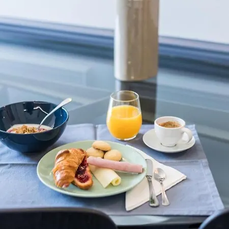 Appartamento Airport Charming By Lovelystay