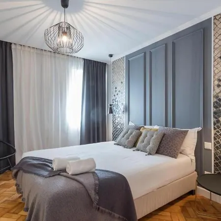 Airport Charming By Lovelystay *